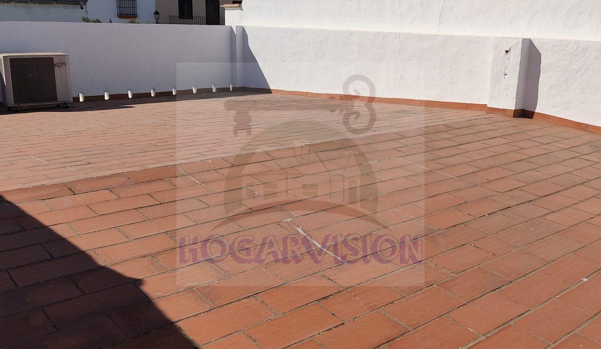 Azotea principal de casa en calle Granada en La Puebla de Cazalla