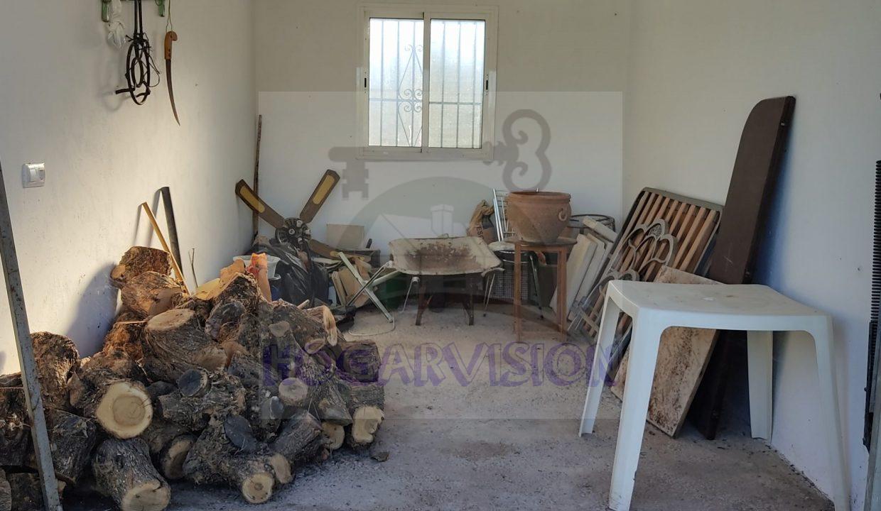 Cochera en chalet en el Manantial