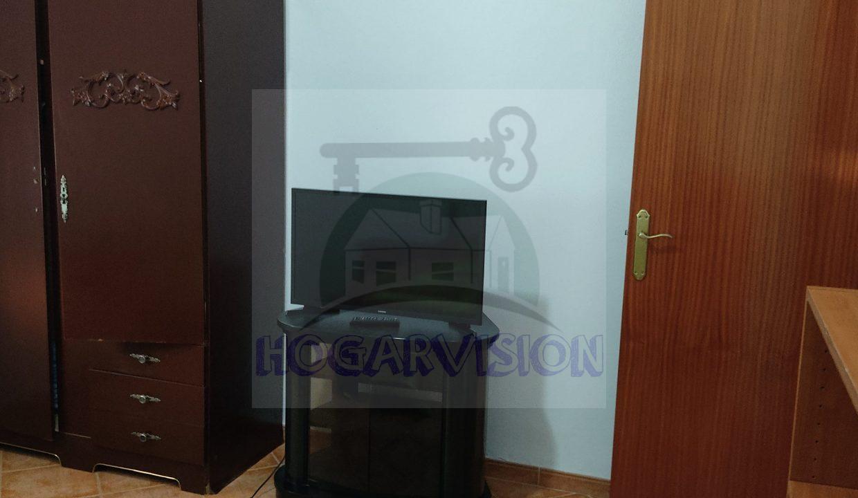 Amplia habitación en chalet en el Manantial