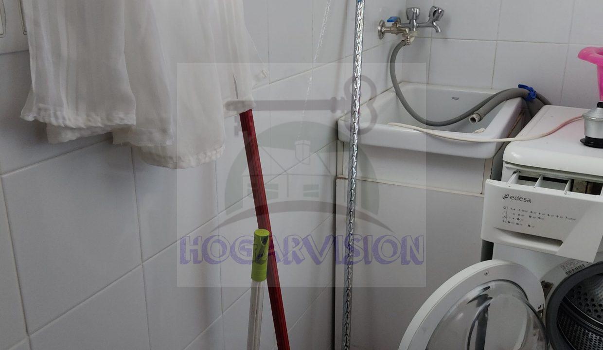 Lavadero con toda la instalación en chalet en el Manantial