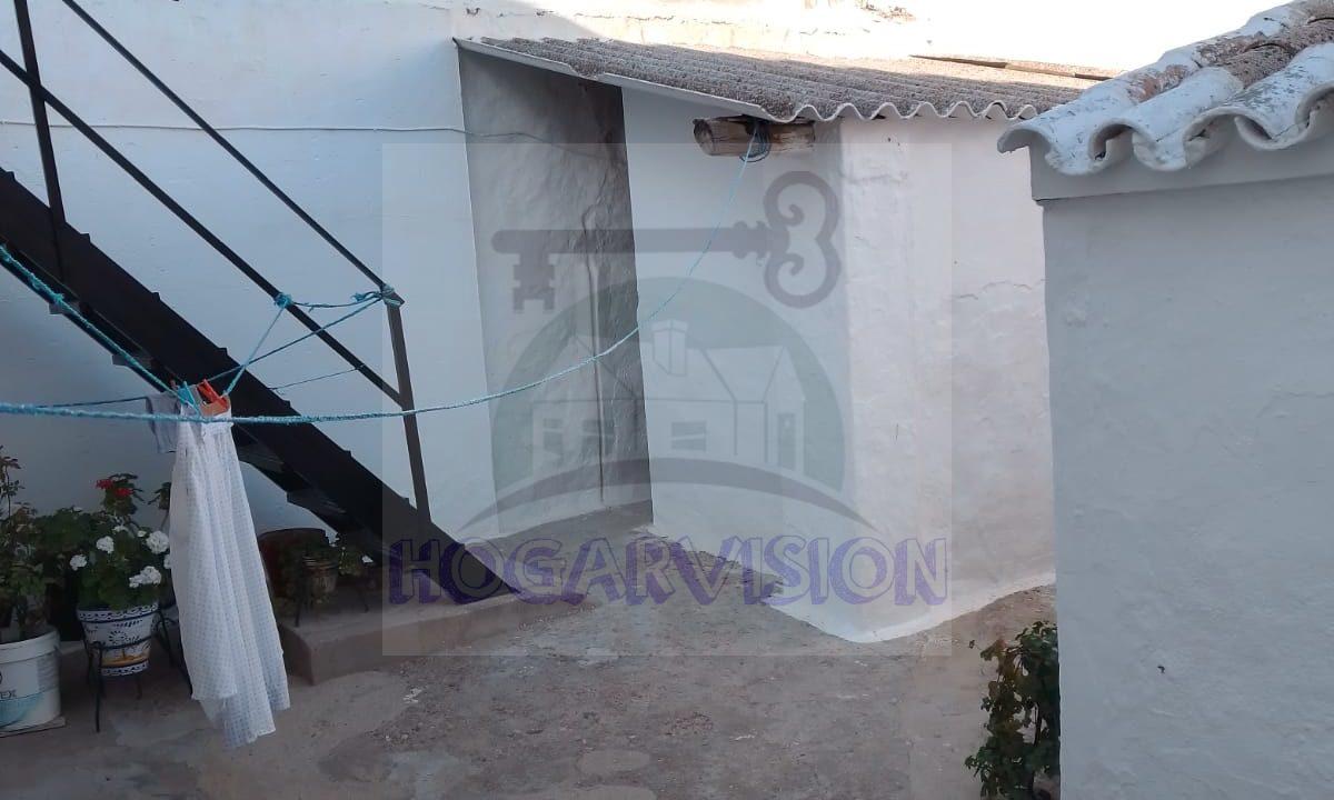 Casa barata cerca de la iglesia en La Puebla de Cazalla