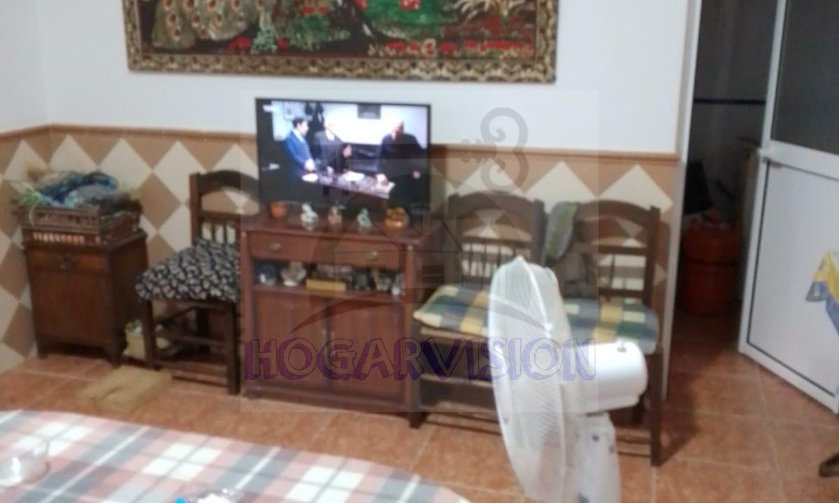 Casa barata junto a las casas parroquiales en La Puebla de Cazalla