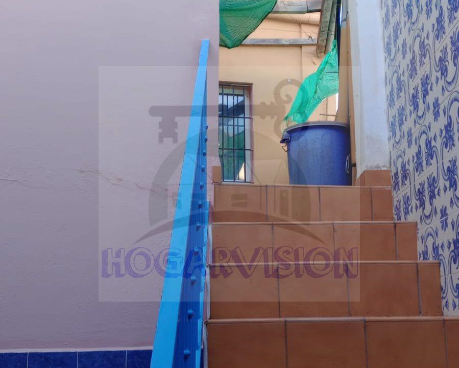 Se vende piso económico en calle Granada de La Puebla de Cazalla