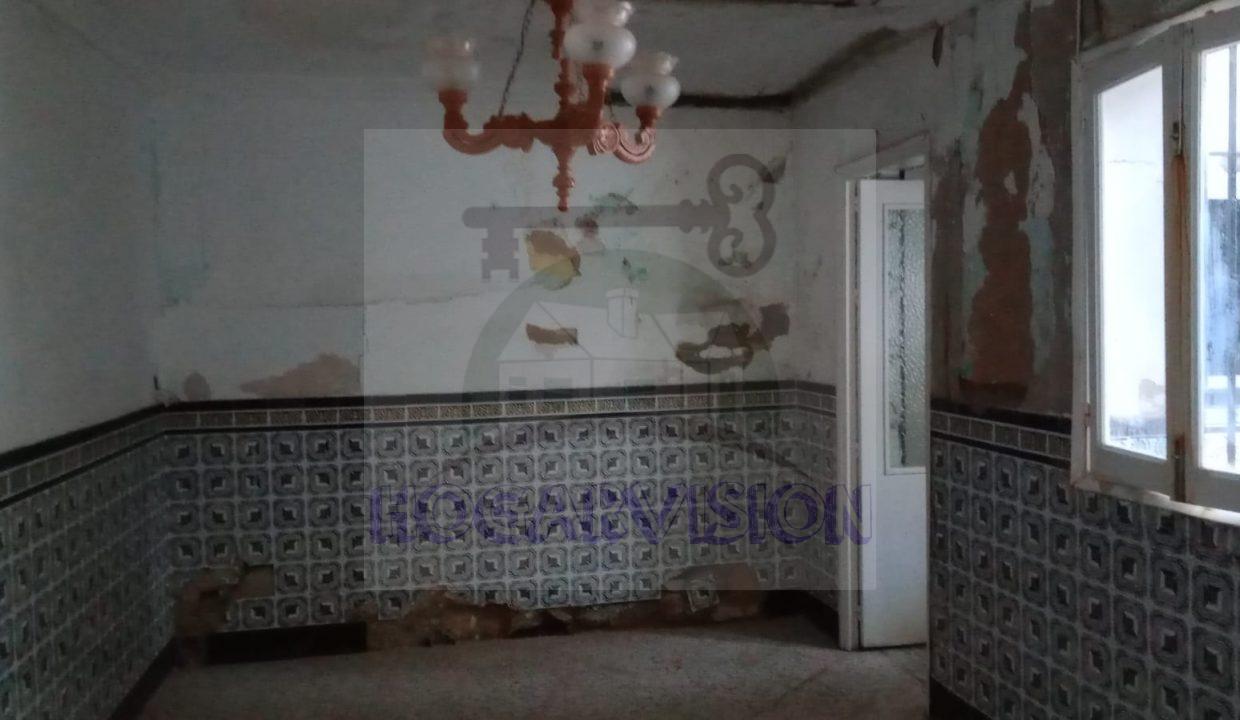 Se vende casa económica en La Puebla de Cazalla