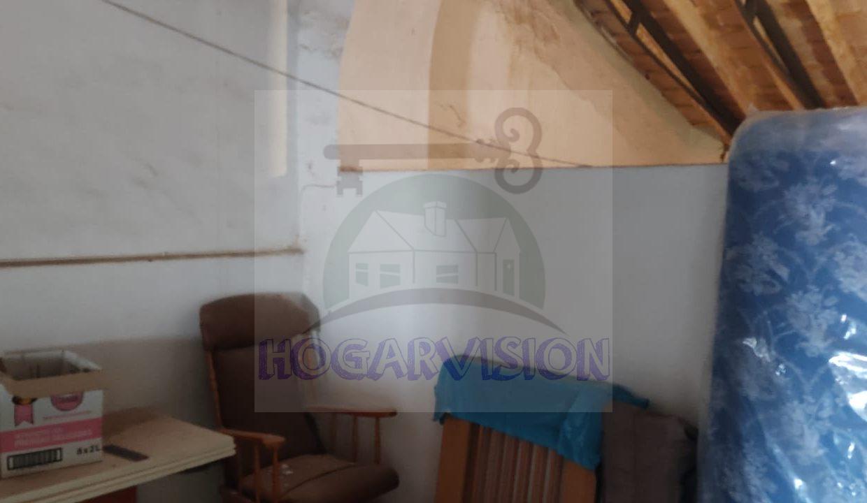 Casa de dos plantas barata en La Puebla de Cazalla