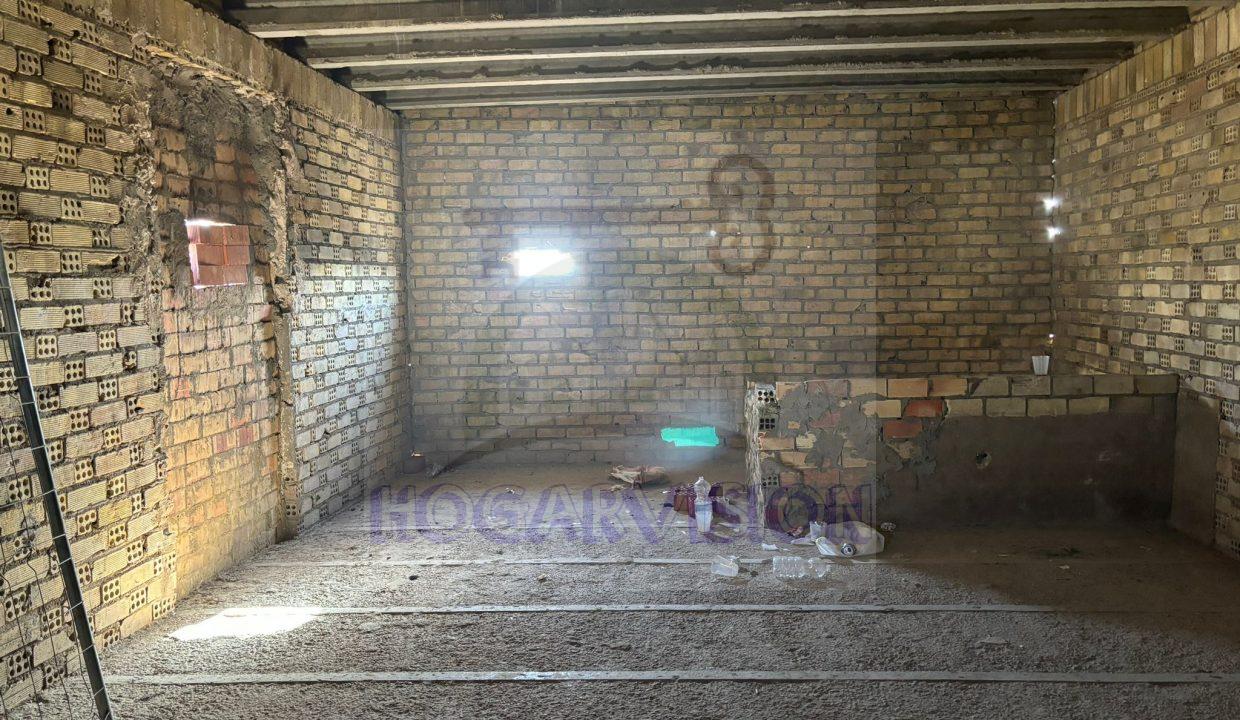 Se vende solar con construcción en La Puebla de Cazalla