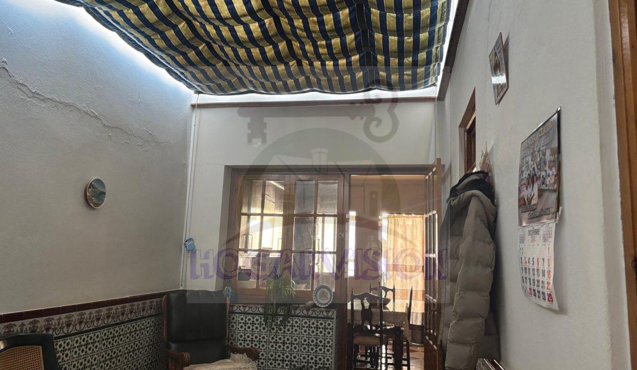 WhatsApp Image 2025-04-23 at 19.50.02 (1)